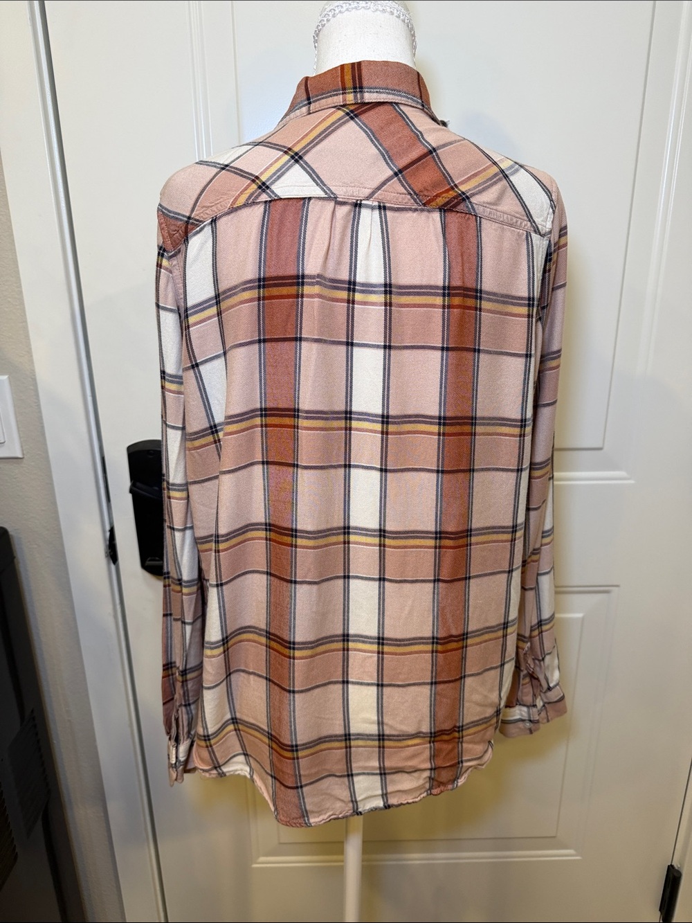 Women’s Pink and Rust Plaid Button Down Flannel Long Sleeve Shirt - Picture 6 of 8